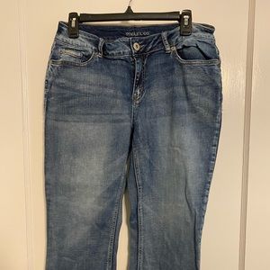 Maurice’s Size 9/10 Capris